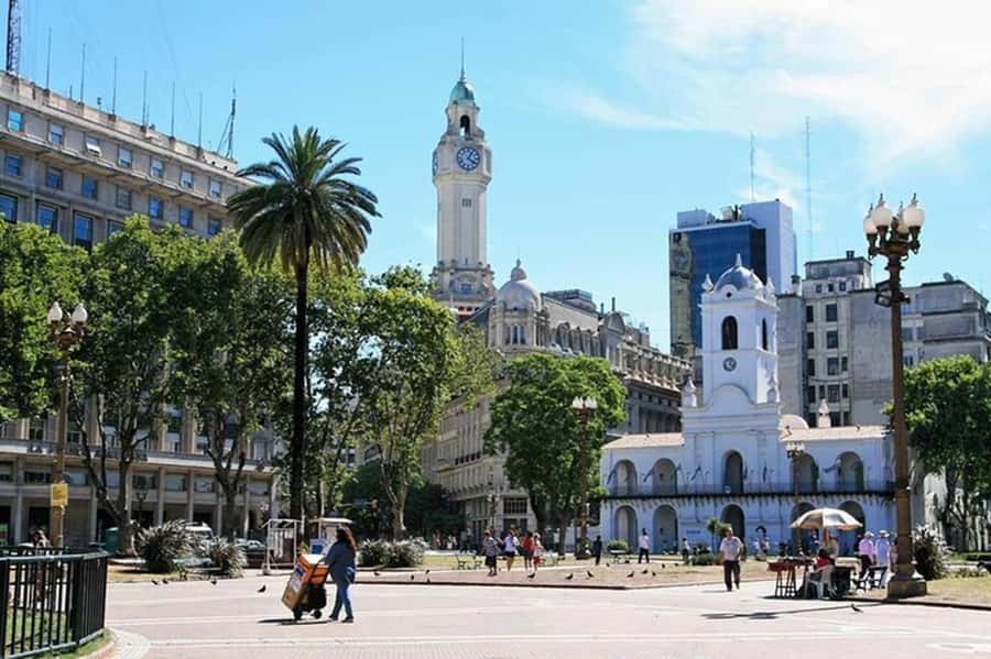 5hs Small Group City Tour of Buenos Aires with Street Food - Pickup zones and how the route pacing feels