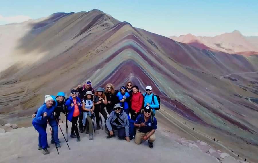 7 Colors Mountain Tour + Red Valley - Meals and included gear: what’s covered (and what you still need)