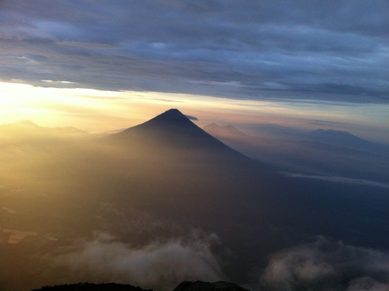 Acatenango Volcano 2-Day Hike - Day 2 summit day: early breakfast and a steep scree push
