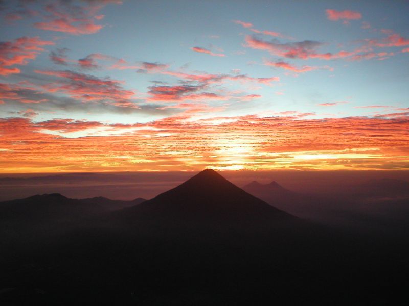 Acatenango Volcano 2-Day Hike - Guides and service: the human part that makes or breaks it