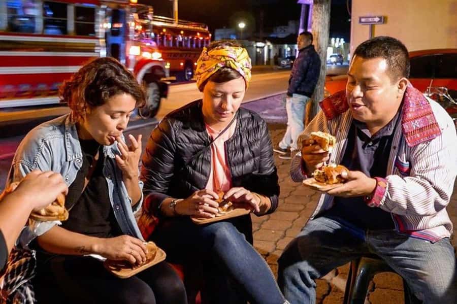 Antigua Local: Evening Street Food Tour with Dinner - Antigua at night: why this street food style works