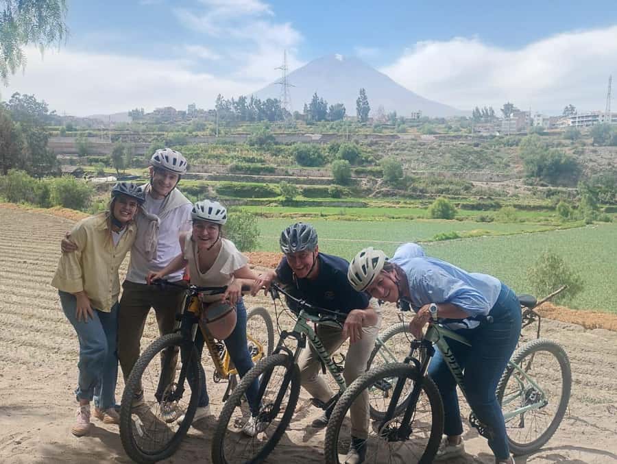 AREQUIPA BIKING CITY TOUR - Cloisters of The Company: Architecture You Can Actually Take In