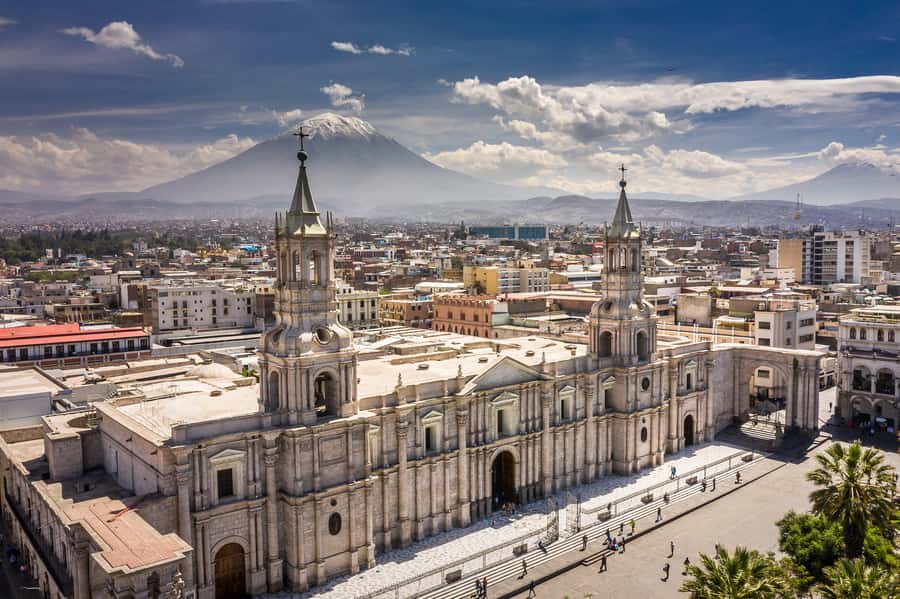 Arequipa Food Tour: Ancestral Cuisine & City Tour - Malecón Bolognesi to Yanahuara: views that finish the story
