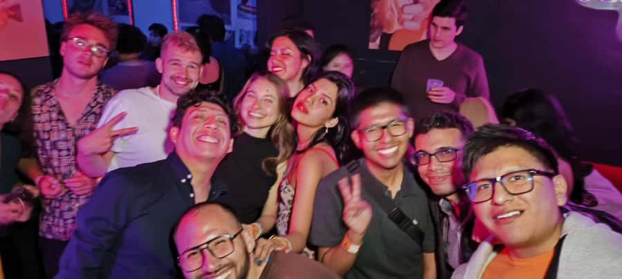 Arequipa: Pub Crawl with Skip-The-Line Access and Drinks - The Included Drinks Plan: Shots, Cocktails, and Budget Reality
