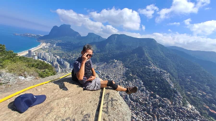 AVenturismo 2 Irmãos hill + Vidigal Favela - Key points to know before you go