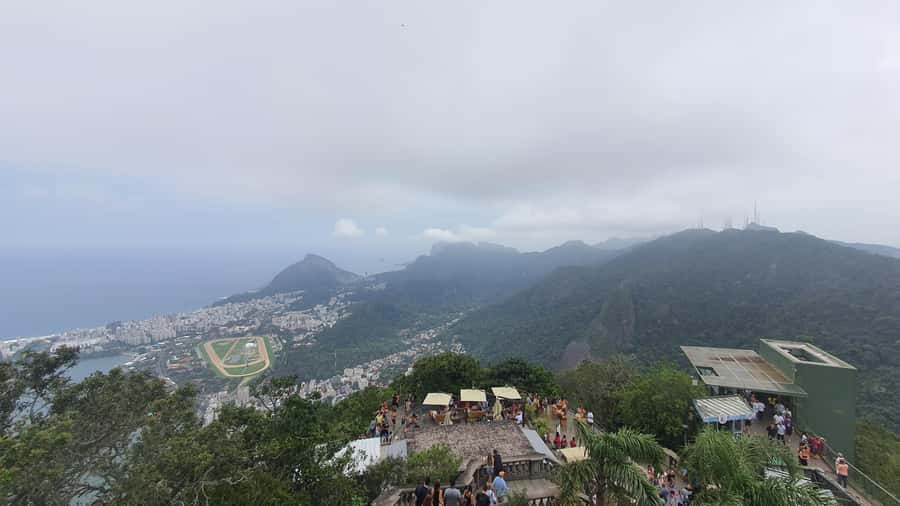 AVenturismo Christ Redeemer - Parque Lage: history, charm, and a smart finish