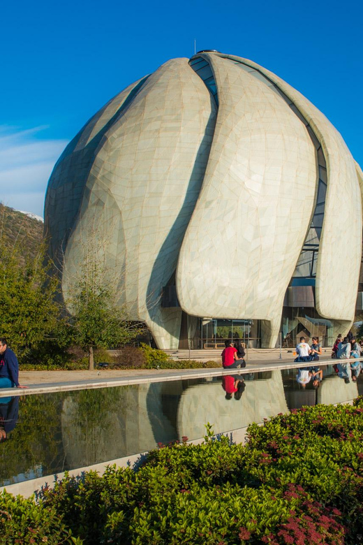 Bahá’í Temple, Winery and Lapis Lazuli + Private Transport - Lunch at a local food court: keep it cheap and flexible