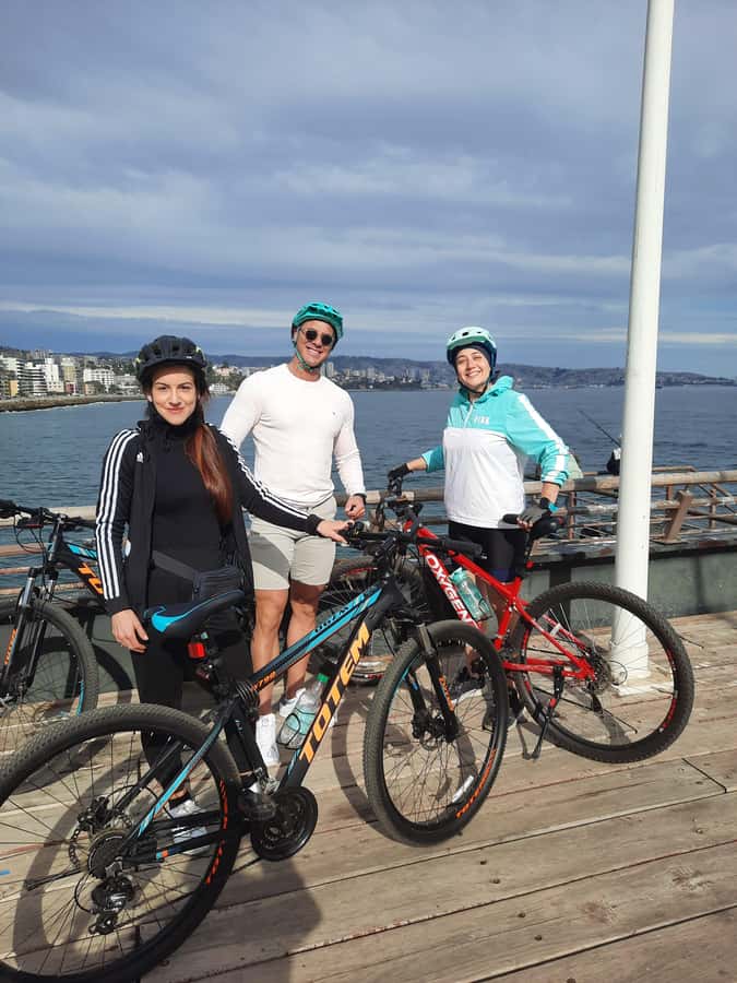 Bike ride along the coast of Viña del Mar or Valparaíso, you choose! - Training mode vs tour mode: picking the right energy level
