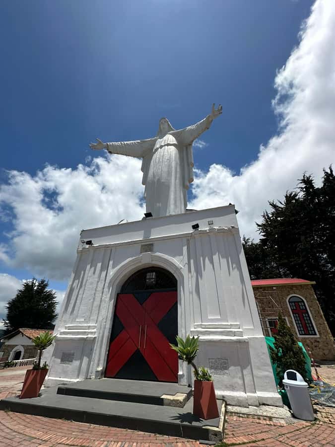 Bogota: Hike to La Chorrera Waterfall, El Chiflón and Guadalupe Hill - Key takeaways before you go