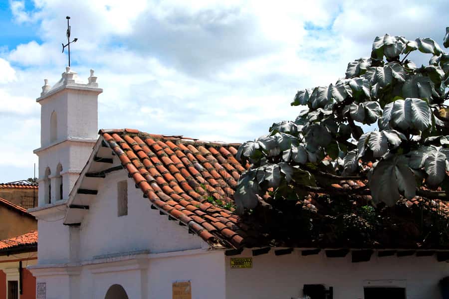 Bogota: La Candelaria Highlights Walking Tour - A 210-minute walking plan that works for first-time Bogotá