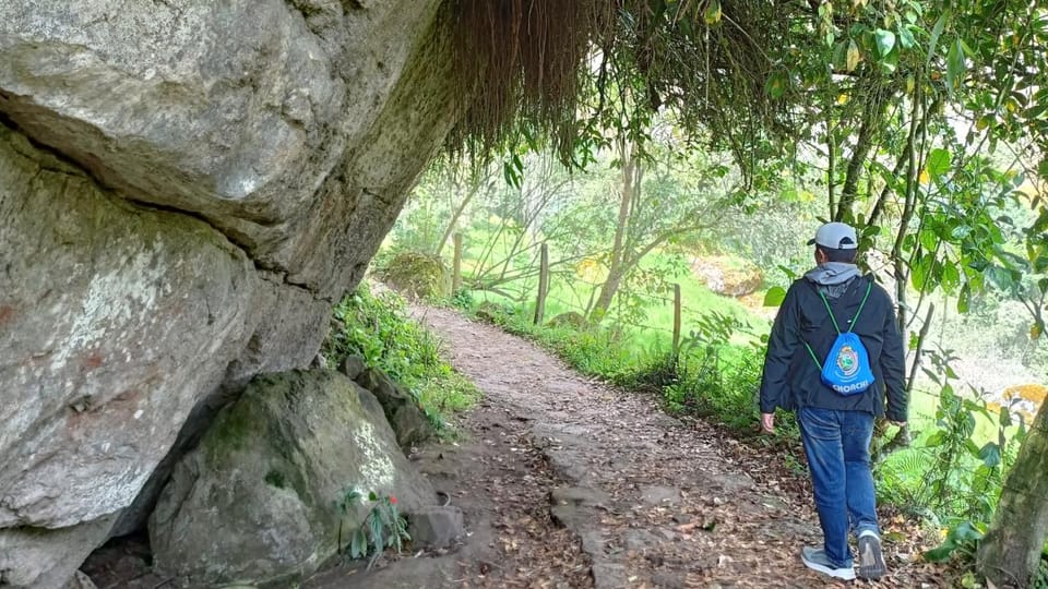 Bogota: La Chorrera Waterfall Guided Hike and Guadalupe Hill - Cueva de los Monos: the high viewpoint that ties the day together