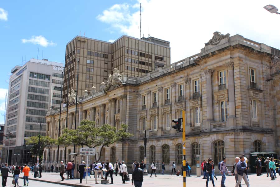 Bogotá: Private Candelaria Walking Tour and Gold Museum - Who this tour fits (and who should choose something else)