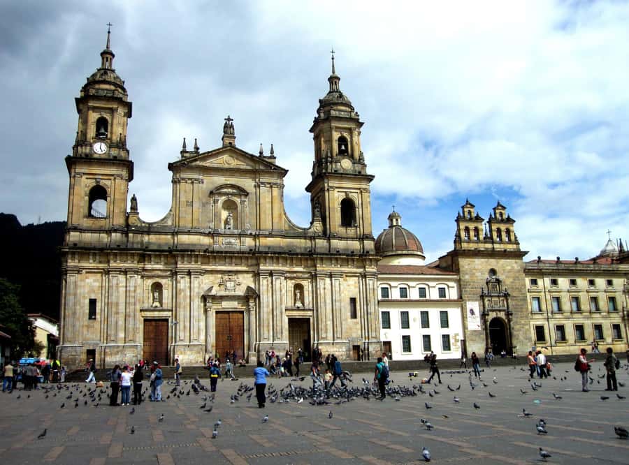 Bogotá: Private Candelaria Walking Tour with Gold Museum - Botero Museum Stop: A Quick Art Reset Before History