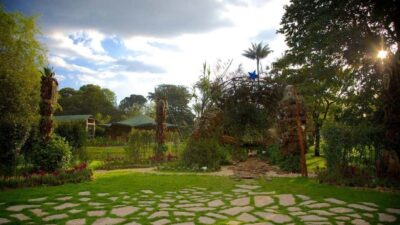 BOGOTA: Visit to the Botanical Garden and Ugly Betty's House - The Ugly Betty House Visit: Pop Culture, Real Streets, Real Details