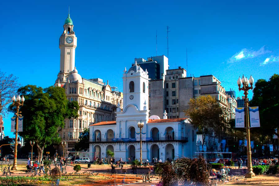 Buenos Aires City Tour with Luxury Lunch - San Telmo’s narrow streets meet La Boca’s iconic color
