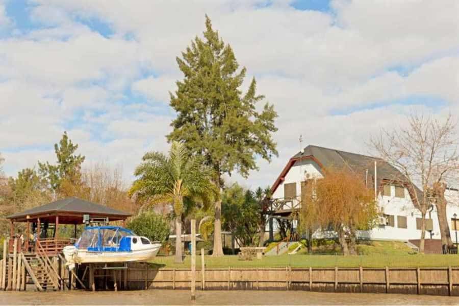 Buenos Aires: Classic Delta of Tigre Boat Tour - Should you book the Classic Delta of Tigre boat tour?