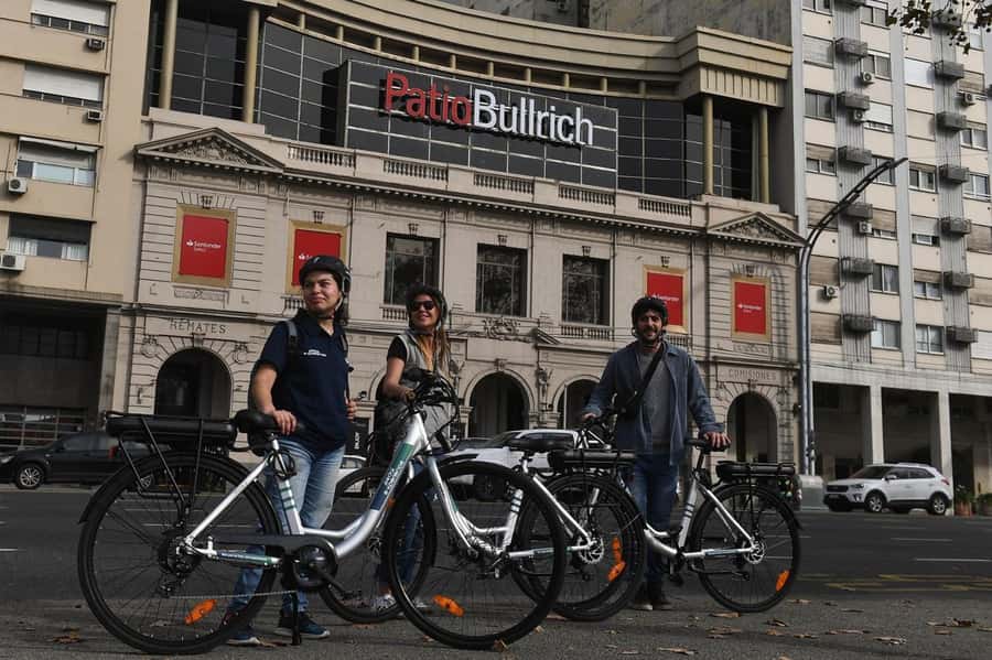 Buenos Aires: E-Bike Tour in the North Circuit of Buenos Aires - Planetario Galileo Galilei and the Recoleta-facing art stretch
