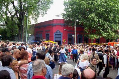 Buenos Aires Fairs: San Telmo & Mataderos Cultural Tour - San Telmo Antique Fair: 270+ stalls and what to look for
