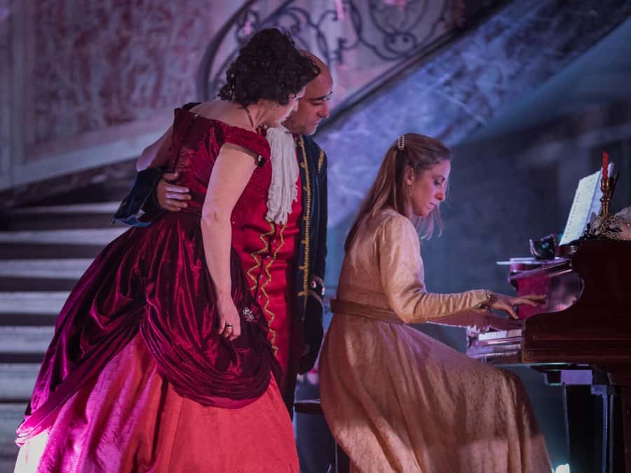 Buenos Aires: Gala Lírica Tickets at Palacio Paz. - Dress Code at Palacio Paz: The Rule That Actually Matters