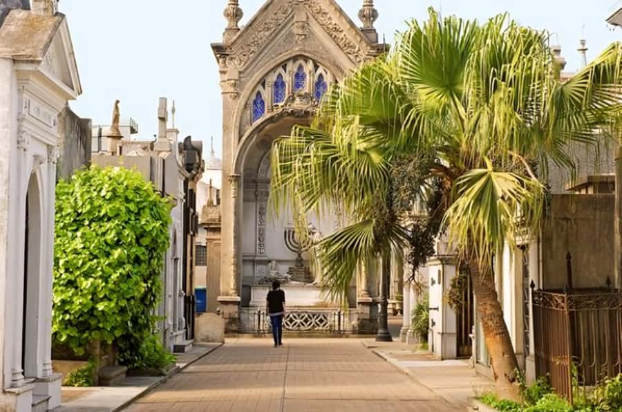 Buenos Aires : Highlights Walking Tour With A Guide - Why a 3-Hour Buenos Aires Loop Works So Well