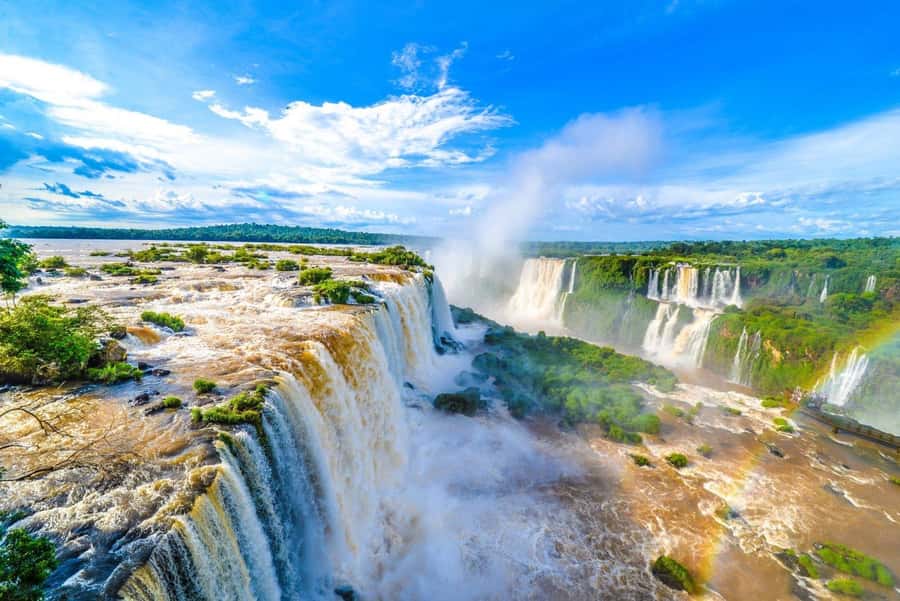 Buenos Aires: Iguazu Falls Private Day Trip with Airfare - Garganta del Diablo: The Catwalk Moment You’ll Remember