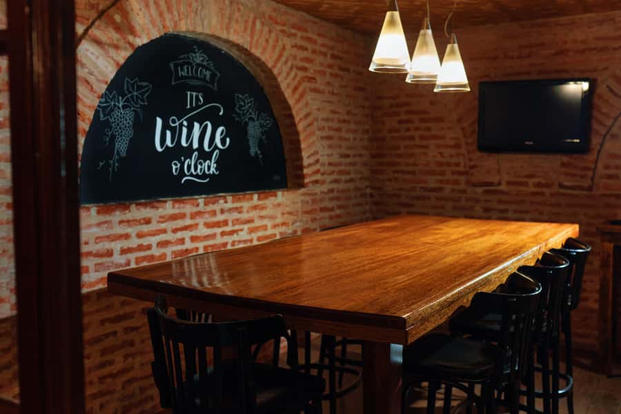 Buenos Aires: Small-Group Wine Tasting - What you’ll taste: Malbec, Torrontes, and other boutique bottles