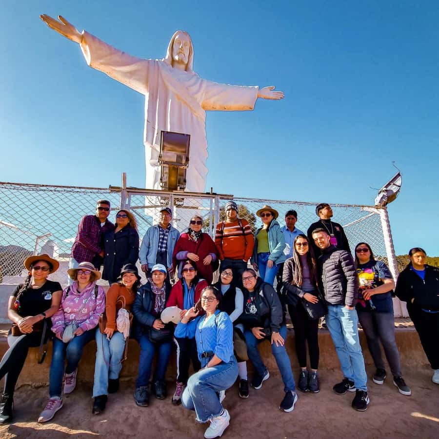 BUS 180 CUSCO - What the guide and languages add to your experience