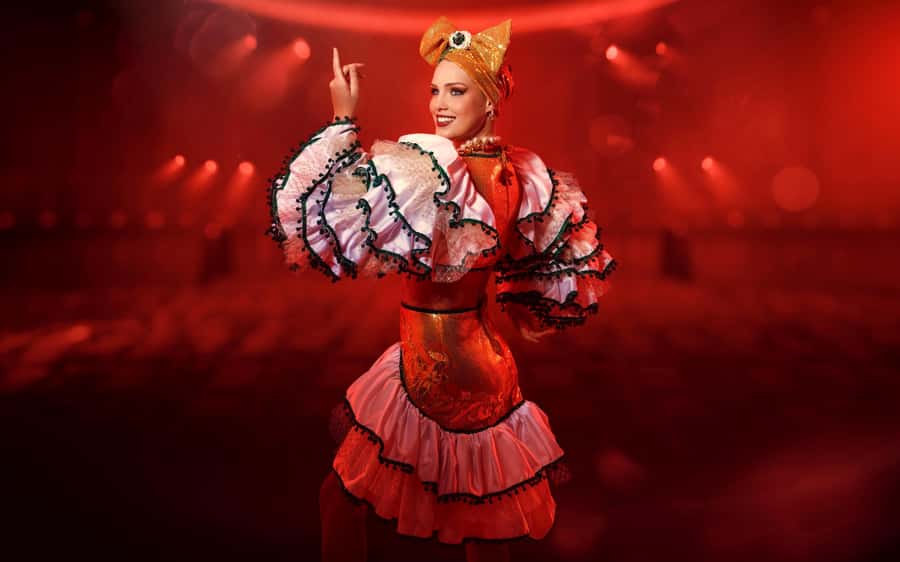 By Night Tour: Roxy Dinner Show & Transfer - Aquele Abraço show: colors, tech, and the big mix of Brazilian rhythms