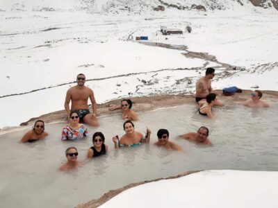 CAJON DEL MAIPO TOUR + TERMAS COLINA + EMBALSE EL YESO AND PICNIC - Getting to Termas Colina: river-side pools and a structured, guided flow