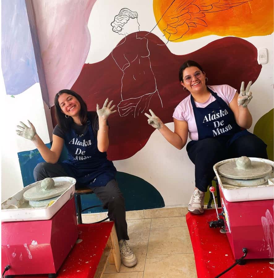 Cali: Ceramic Workshop for Tourists - Language, Group Size, and Who This Workshop Fits Best