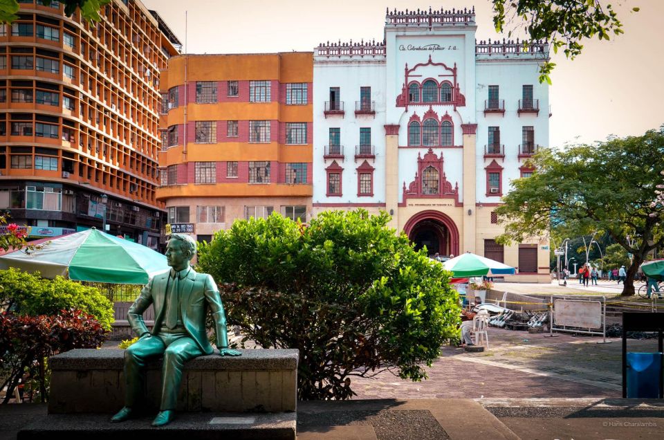 Cali: Three hours walking Cali City discovery tour - Getting Your Bearings: Why This 3-Hour Downtown Walk Works