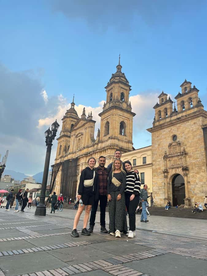 Candelaria Unveiled: Cool-tural Heritage Walking Tour - La Concordia Market and the everyday side of La Candelaria