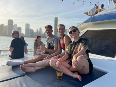 Cartagena: 4-course Culinary Experience aboard a catamaran - The 1.5-Hour Bay Tour: Illuminated Views, Slow Sailing, and Photo-Friendly Lighting