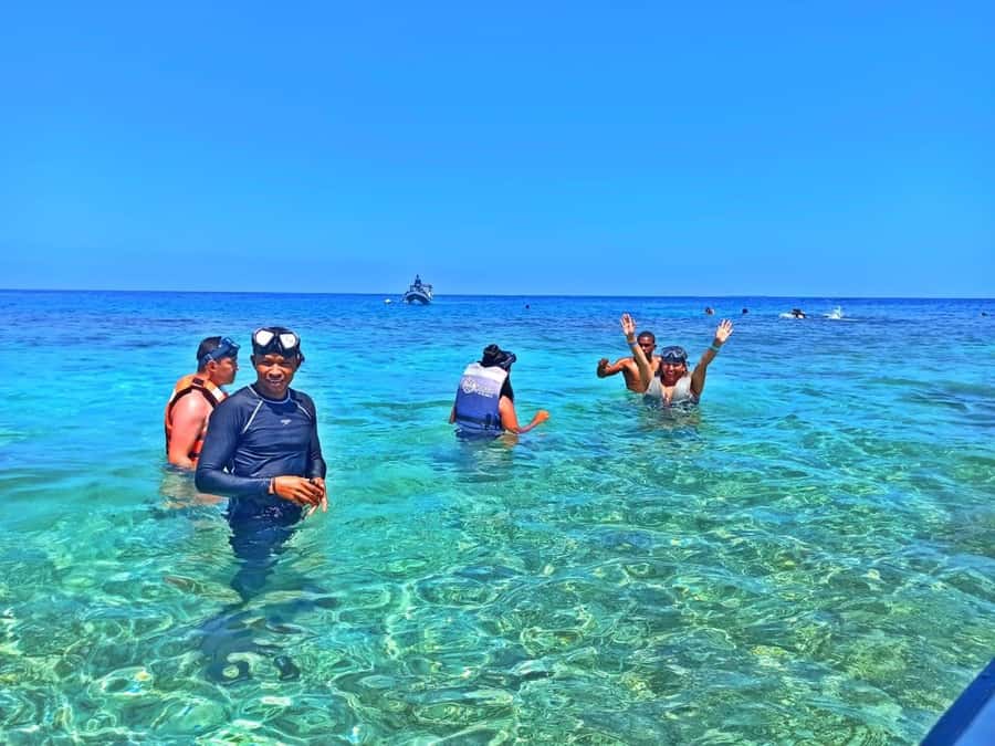 Cartagena: 4 Island Day Trip by Boat and Caribbean Lunch - Rosario Islands panorama (the 27-island loop): where the “wow” starts