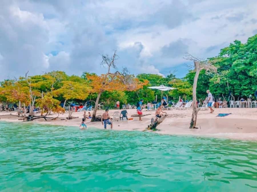 Cartagena: 5 ISLANDS by speedboat with SNORKELING & LUNCH - Key takeaways before you go