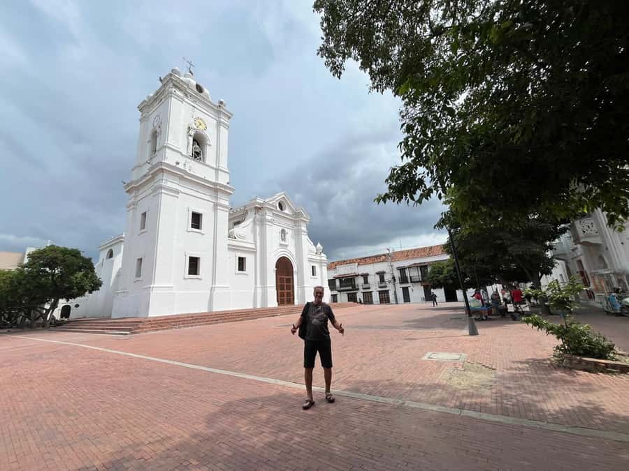Cartagena: Barranquilla and Santa Marta BILINGUAL GUIDE - Key Points to Know Before You Go