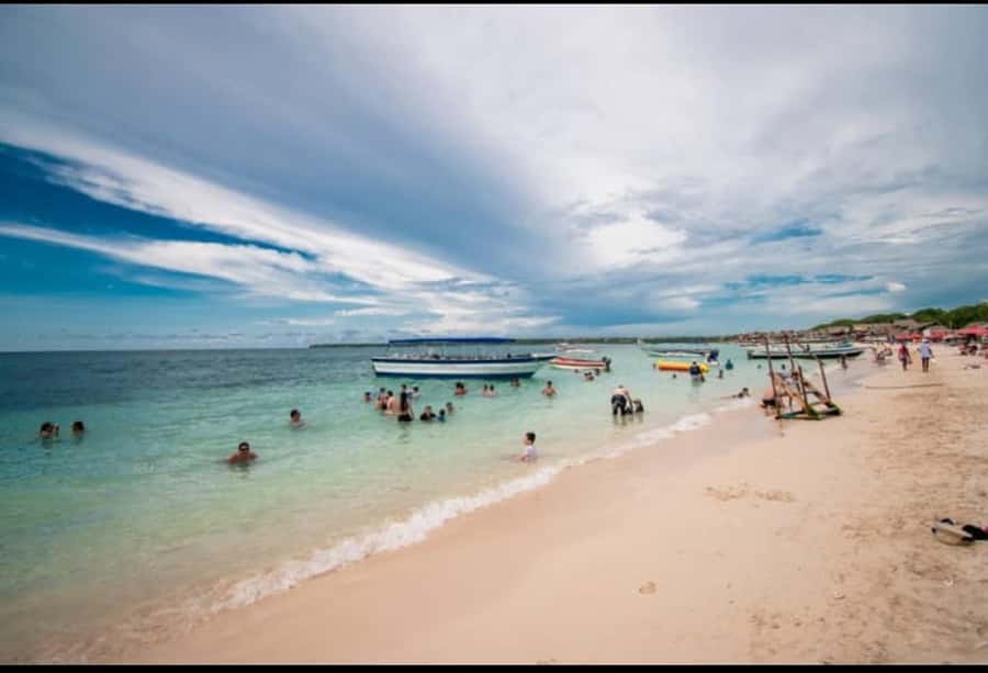 Cartagena: Barù Island Playa Blanca with Lunch - Price and value: what $26 buys you