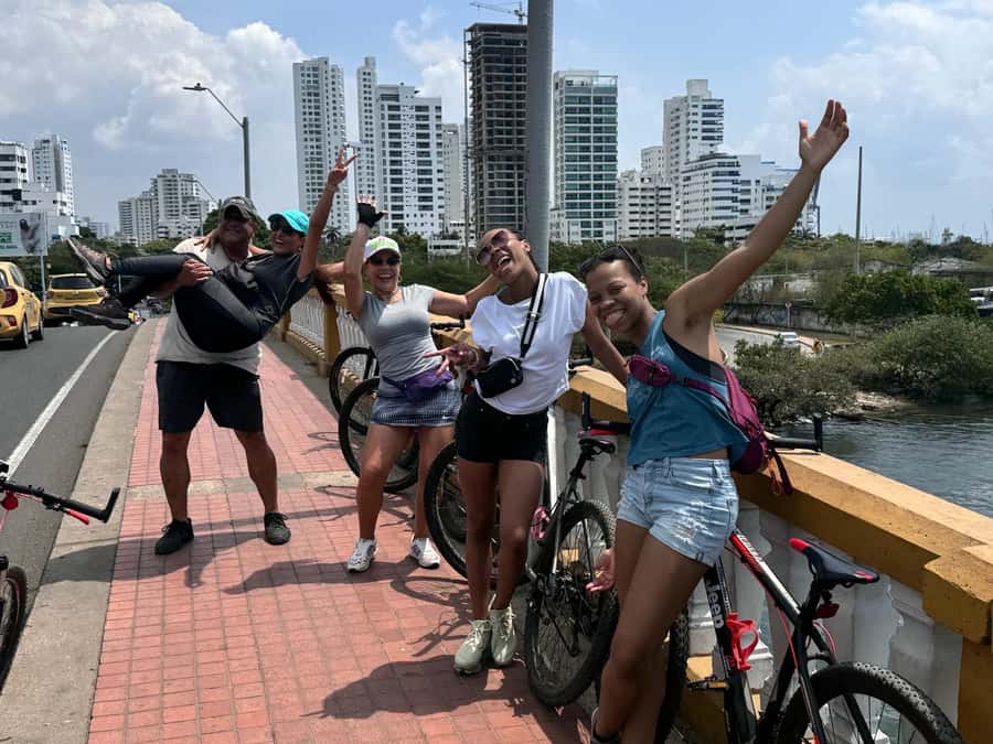 CARTAGENA: BIKE RIDE WITH LUNCH AT BOURDAIN'S FAVORITE SPOT - Key highlights you’ll care about