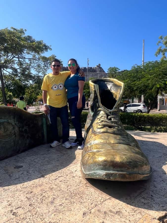 Cartagena: BILINGUAL CITY TOUR San Felipe Castle & Old city - The walled city walk: Clock Tower and Las Bóvedas