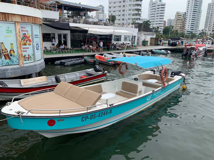 CARTAGENA, EXCLUSIVE launch for Rosario and Baru Islands - A Private Day Boat to Rosario and Baru, Tailored to Your Pace