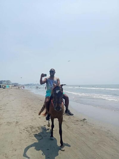 Cartagena: Horse riding on the beaches of Cartagena & PHOTOS - Where You Meet: Sonesta Hotel Cartagena or Portovento
