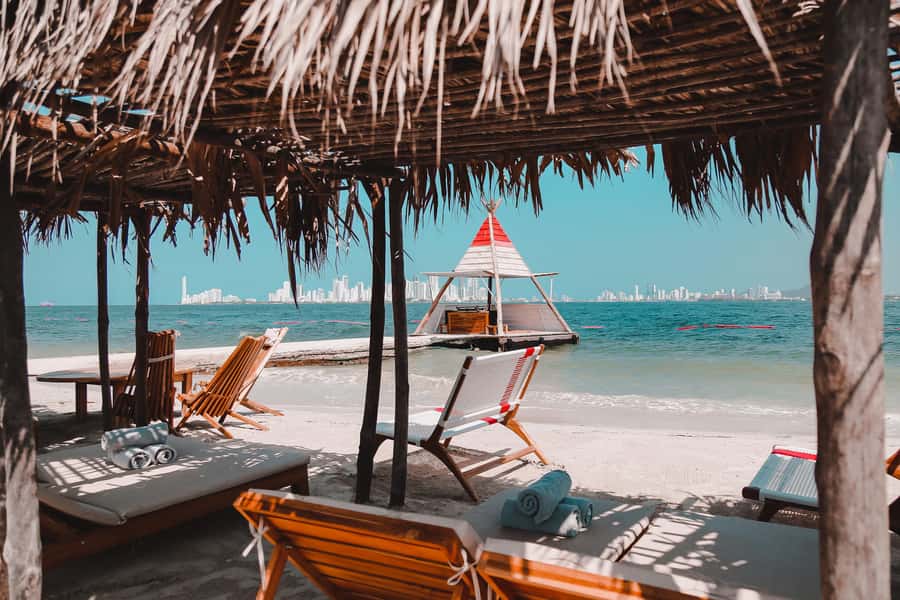 Cartagena: La Punta Beach Club Day Pass (Lunch included) - Key highlights to know before you go