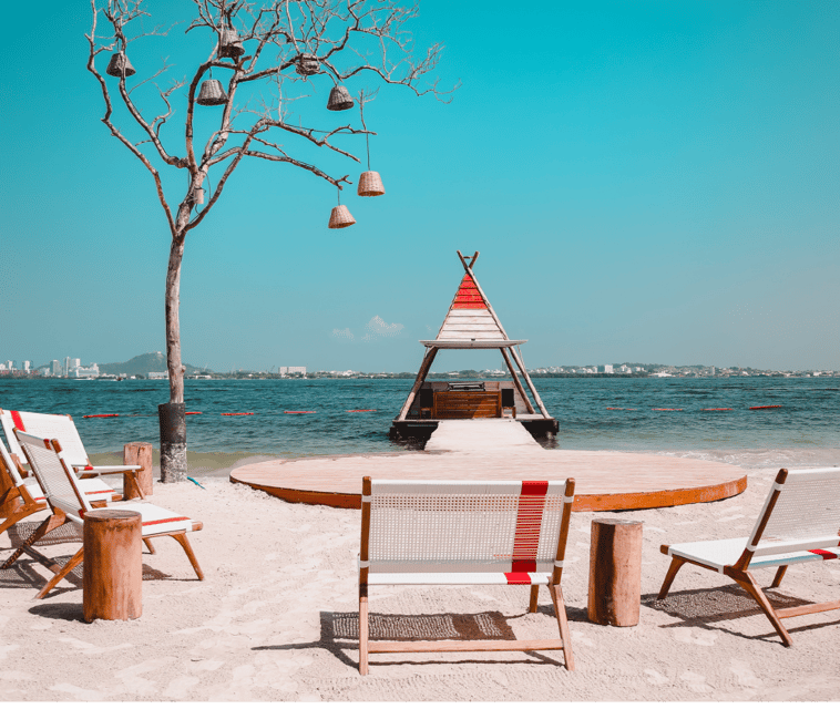 Cartagena: La Punta Beach Club Day Pass (Lunch included) - Lunch Is Actually Part of the Value: Six Choices Plus Dessert