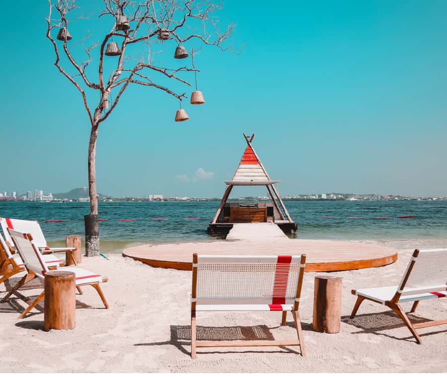 Cartagena: La Punta Beach Club Day Pass (Lunch included) - Optional Extras: Massage, Kayak, and a Fire Night