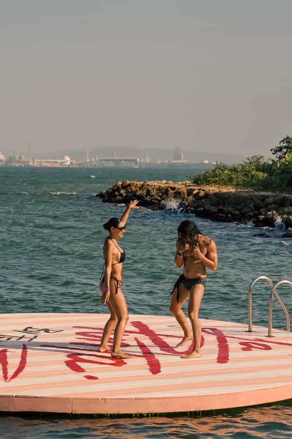 Cartagena: La Punta Beach Club Day Pass (Lunch included) - Arriving at La Punta: Check-In That Feels Like You’re Expected