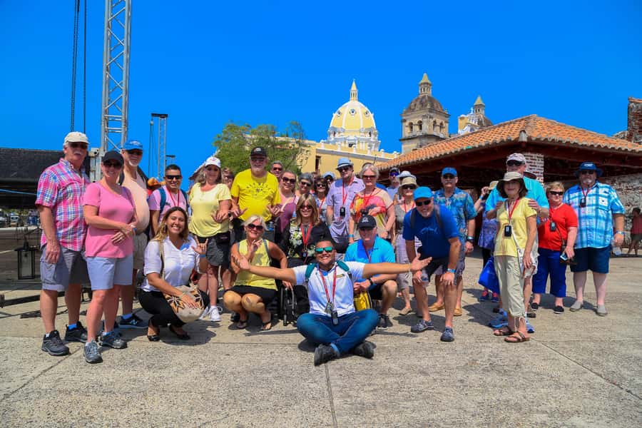 Cartagena Legends Private Tour - Getsemaní street art and a typical Cartagena lunch that actually satisfies