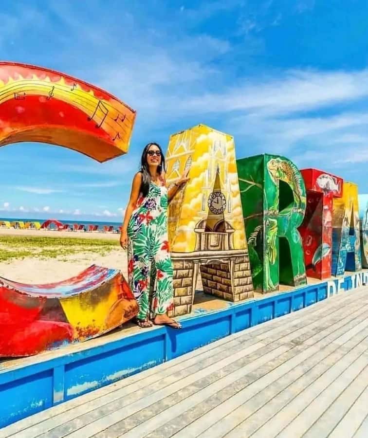 Cartagena: Panoramic City Tour, Monuments, Walls, Castle - Group vibe, language support, and guides who make it click