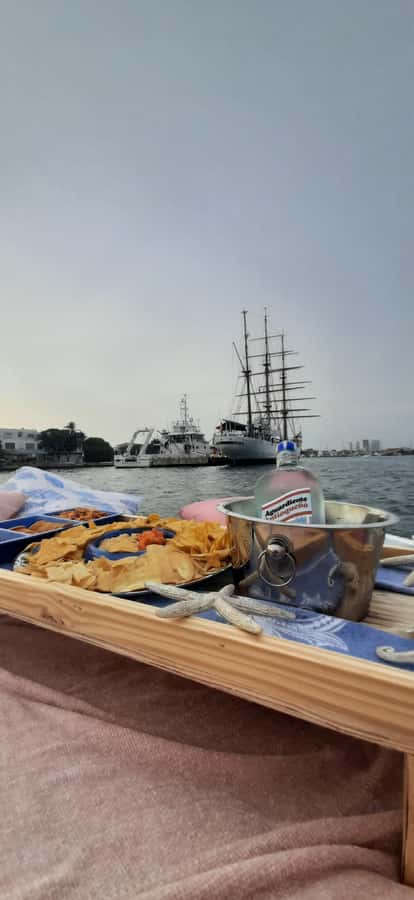 Cartagena: Private Sunset and Night Boat Tour - Key highlights to look forward to