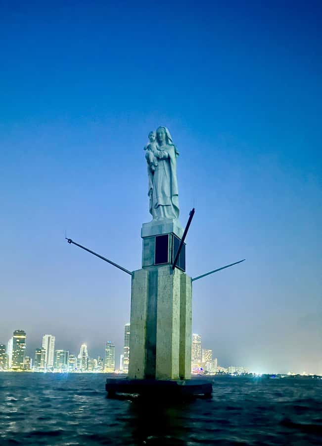 Cartagena: Private Sunset and Night Boat Tour - Price and value: $197 per group can be a bargain or a splurge