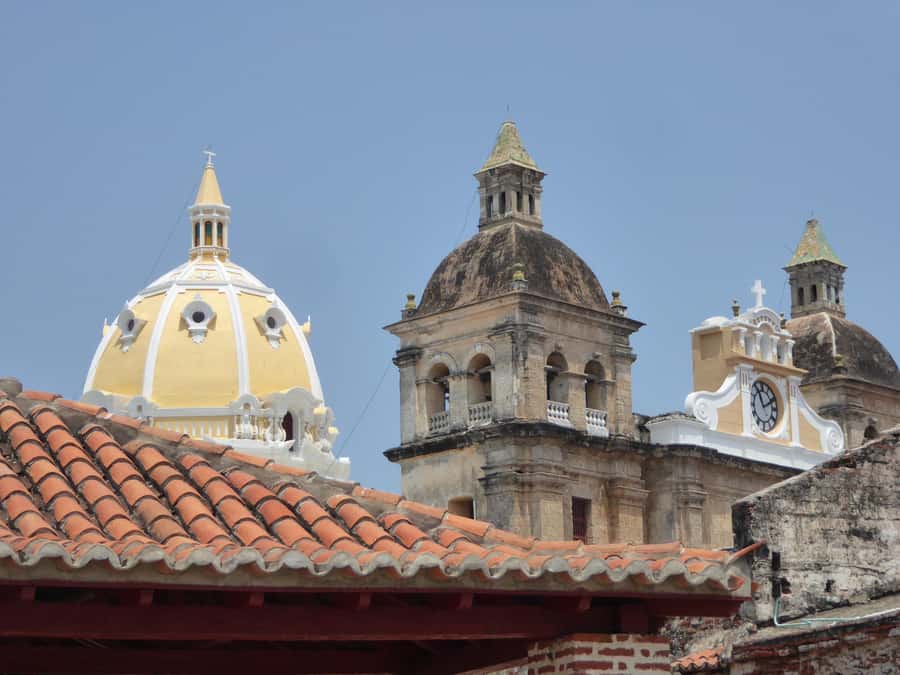 Cartagena: Private Walking Tour with German or Italian Guide - Key highlights at a glance